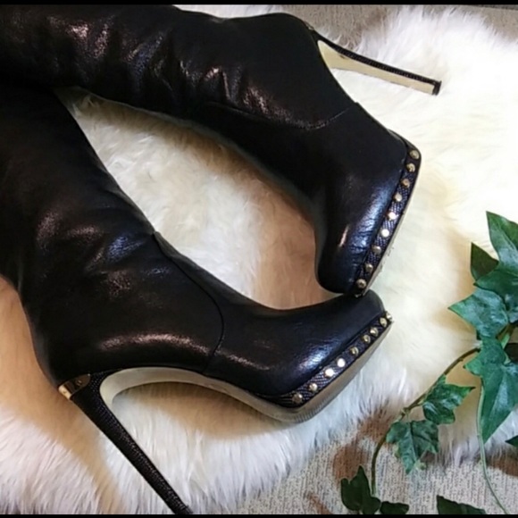 Michael kors boots - Picture 1 of 4